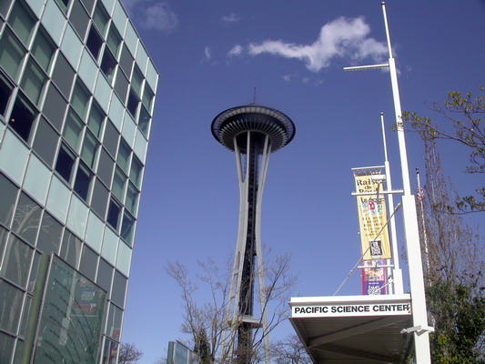 Space Needle from the Pacific Science Center by Josh Poulson