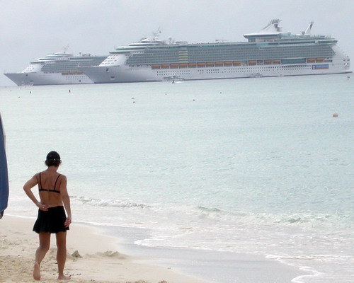 Freedom of the Seas, Grand Cayman, November 1, 2006 by Josh Poulson